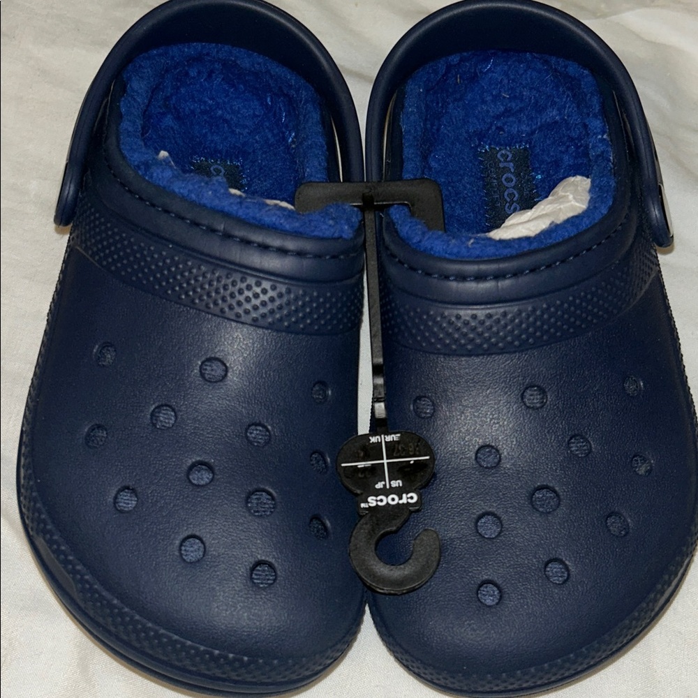 CROCS Kids Navy Blue Fleece-Lined Clogs